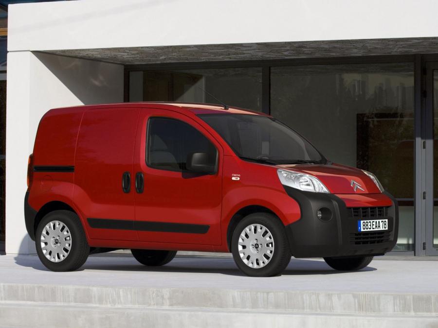  Citroen Nemo 2008 года  (фото 13 из 16)